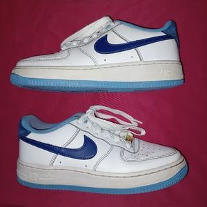 Nike Air Force 1 Sneakers